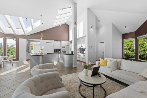 4253 Rockbank Place, West Vancouver, BC 