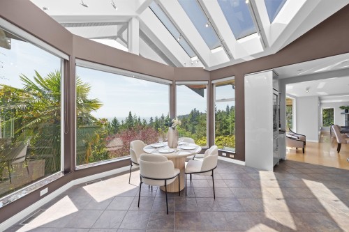 4253 Rockbank Place, West Vancouver, BC 