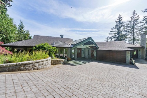 4253 Rockbank Place, West Vancouver, BC 