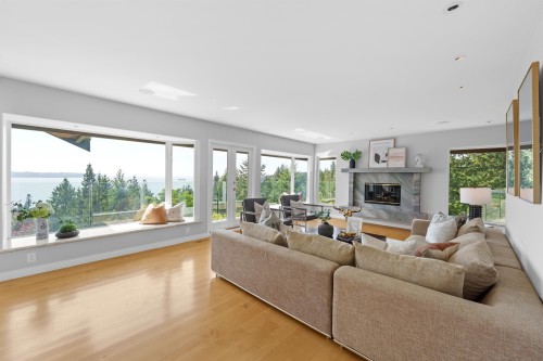4253 Rockbank Place, West Vancouver, BC 