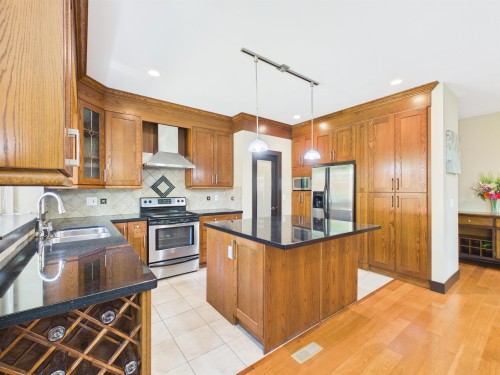 3351 Canary Place, Coquitlam, BC 