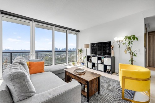 4207-4720 Lougheed Highway, Burnaby, BC 