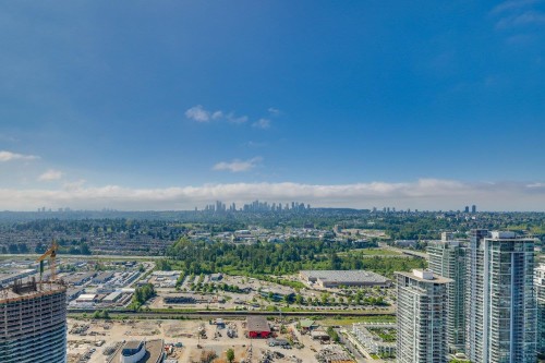 4207-4720 Lougheed Highway, Burnaby, BC 