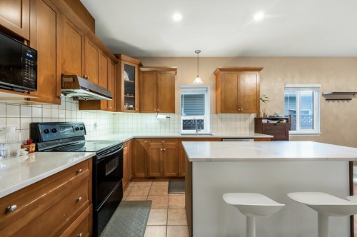 7119 10Th Avenue, Burnaby, BC 