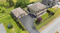 12172 252 Street  Maple Ridge, BC V4R 1G2