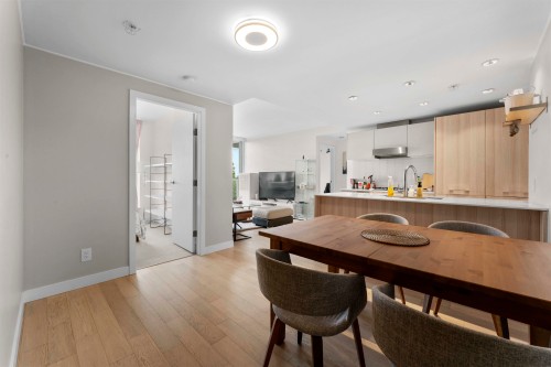 806-2221 30Th Avenue E, Vancouver, BC 