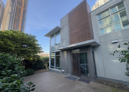 6515 Nelson Avenue, Burnaby, BC 