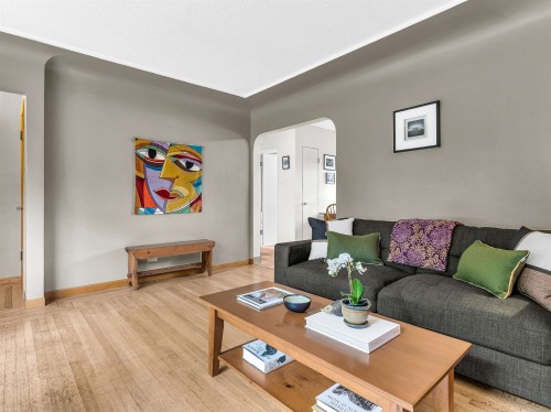 2578 15Th Avenue E, Vancouver, BC 