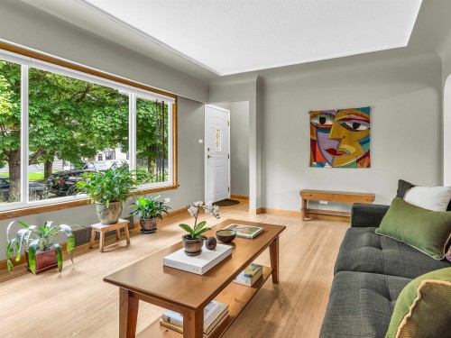 2578 15Th Avenue E, Vancouver, BC 
