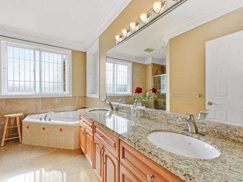 5631 Clearwater Drive, Richmond, BC 