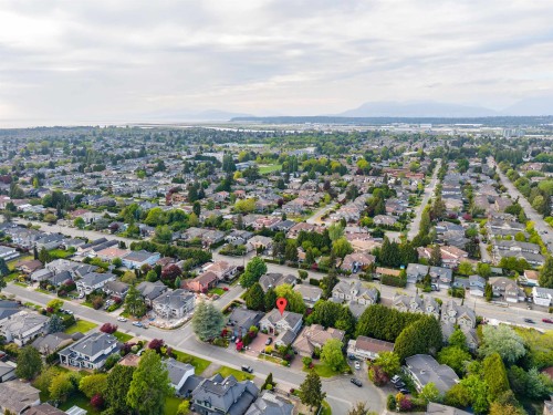 5631 Clearwater Drive, Richmond, BC 