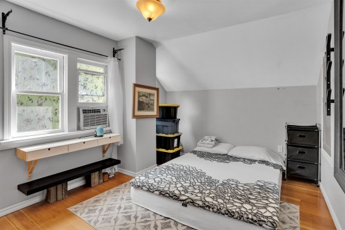 516 Webster Avenue, Coquitlam, BC 