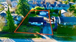 11619 Adair Street Maple Ridge, BC V2X 6R8