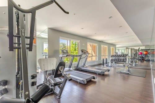 303-1330 Marine Drive, North Vancouver, BC 
