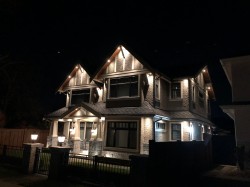 3964 Triumph Street  Burnaby, BC V5C 1Y8