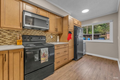 202 Cardiff Way, Port Moody, BC 
