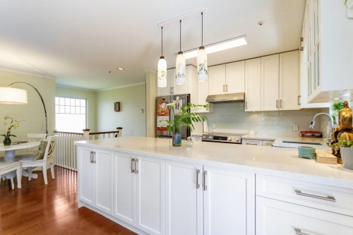 2952 8Th Avenue W, Vancouver, BC 