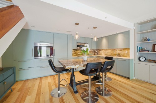 1259 Richards Street, Vancouver, BC 