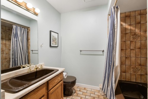 2346 Westhill Drive, West Vancouver, BC 