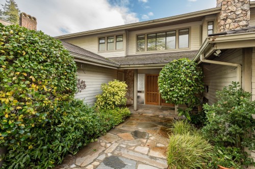 2346 Westhill Drive, West Vancouver, BC 