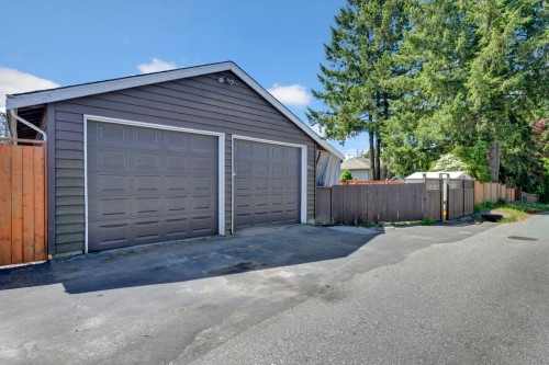 981 Grover Avenue, Coquitlam, BC 