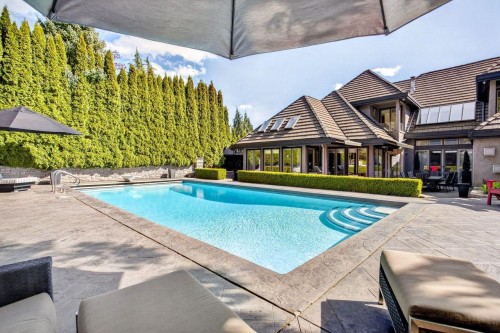 805 Rochester Avenue, Coquitlam, BC 