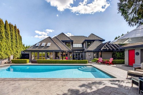 805 Rochester Avenue, Coquitlam, BC 