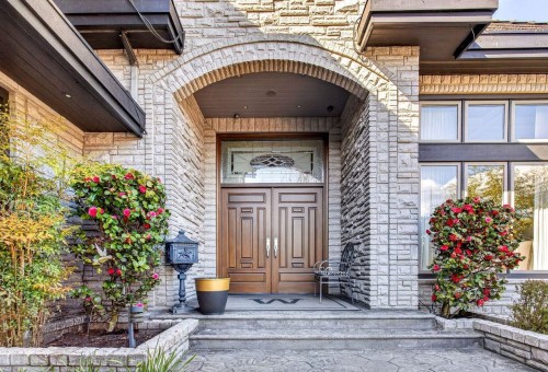 805 Rochester Avenue, Coquitlam, BC 