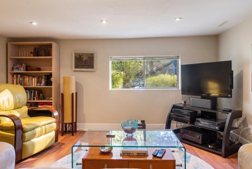 4578 Moss Street, Vancouver, BC 