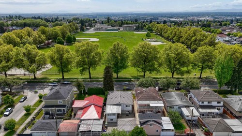 1743 49Th Avenue E, Vancouver, BC 