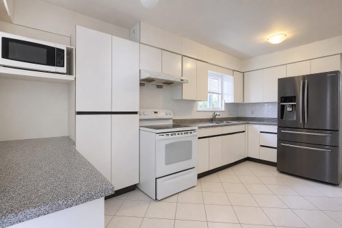 1743 49Th Avenue E, Vancouver, BC 