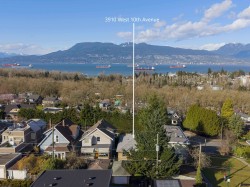 3910 10th Avenue W Vancouver, BC V6R 2G8