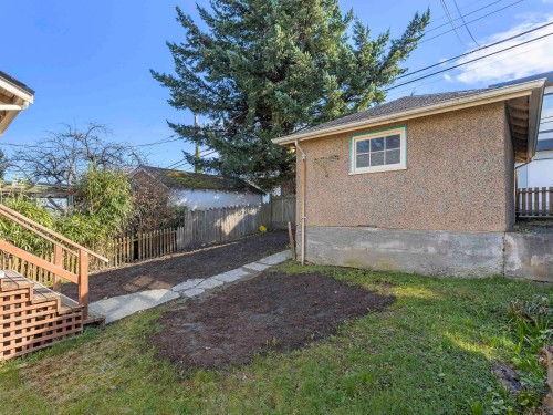 3910 10Th Avenue W, Vancouver, BC 
