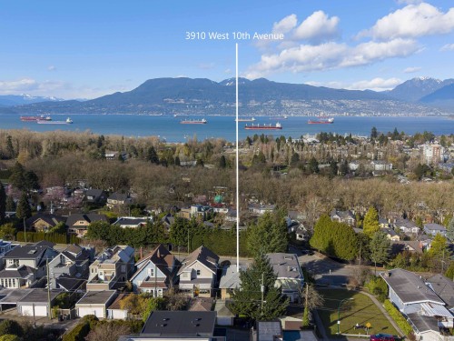 3910 10Th Avenue W, Vancouver, BC 