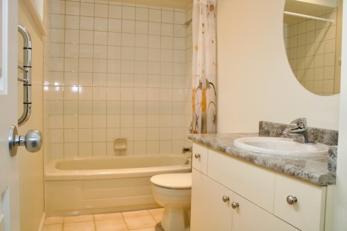 1624 61St Avenue W, Vancouver, BC 