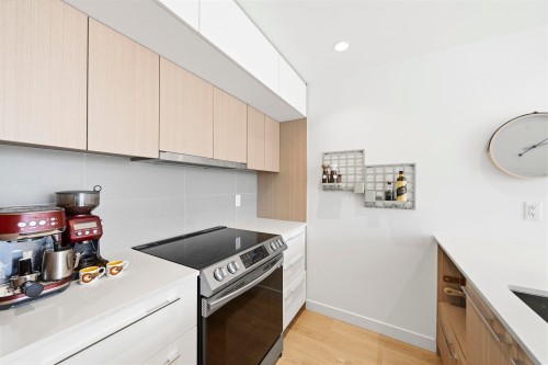 209-9888 University Crescent, Burnaby, BC 