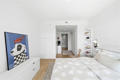 209-9888 University Crescent, Burnaby, BC 