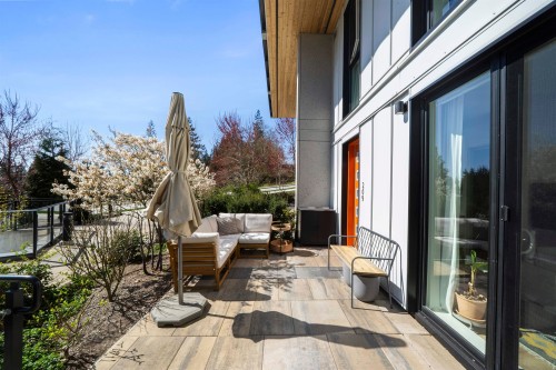 209-9888 University Crescent, Burnaby, BC 