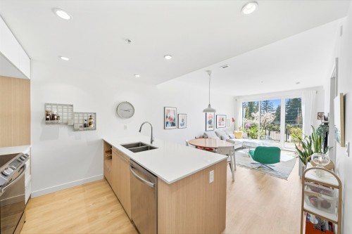209-9888 University Crescent, Burnaby, BC 