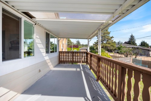 6890 Hycrest Drive, Burnaby, BC 
