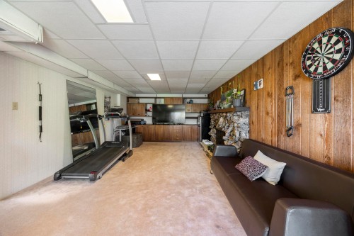 6890 Hycrest Drive, Burnaby, BC 