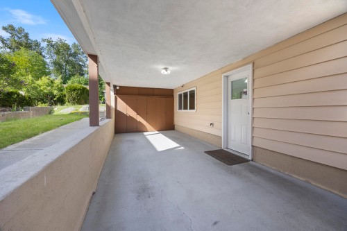 6890 Hycrest Drive, Burnaby, BC 