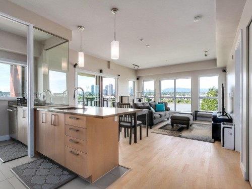 511-10033 River Drive, Richmond, BC 