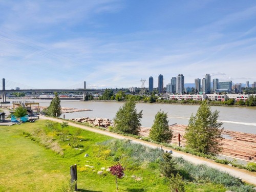 511-10033 River Drive, Richmond, BC 