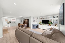 601 16th Avenue W Vancouver, BC V5Z 1S5