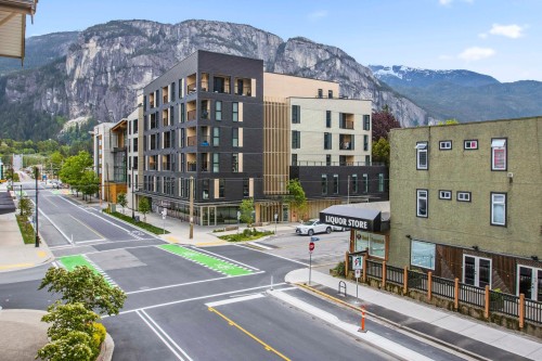 203-38003 Second Avenue, Squamish, BC 