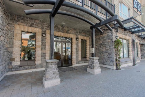203-38003 Second Avenue, Squamish, BC 