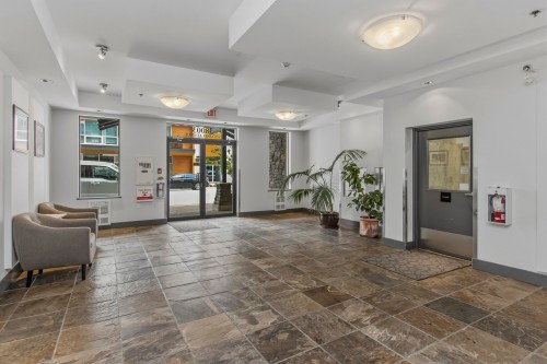 203-38003 Second Avenue, Squamish, BC 