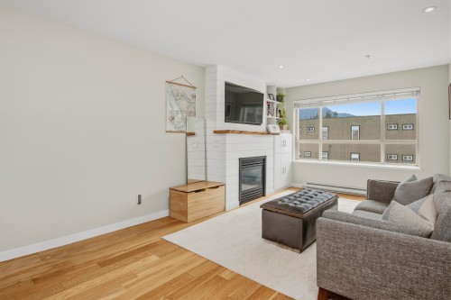 203-38003 Second Avenue, Squamish, BC 