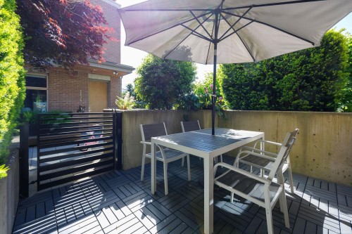 5552 Oak Street, Vancouver, BC 